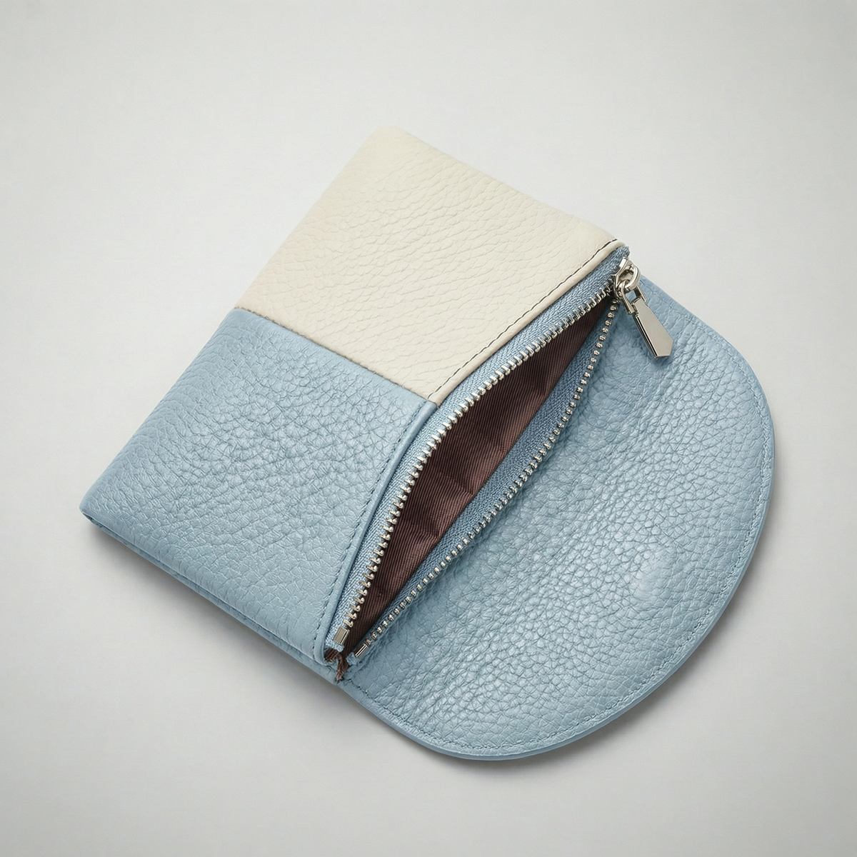 Queen Magnetic Wallet